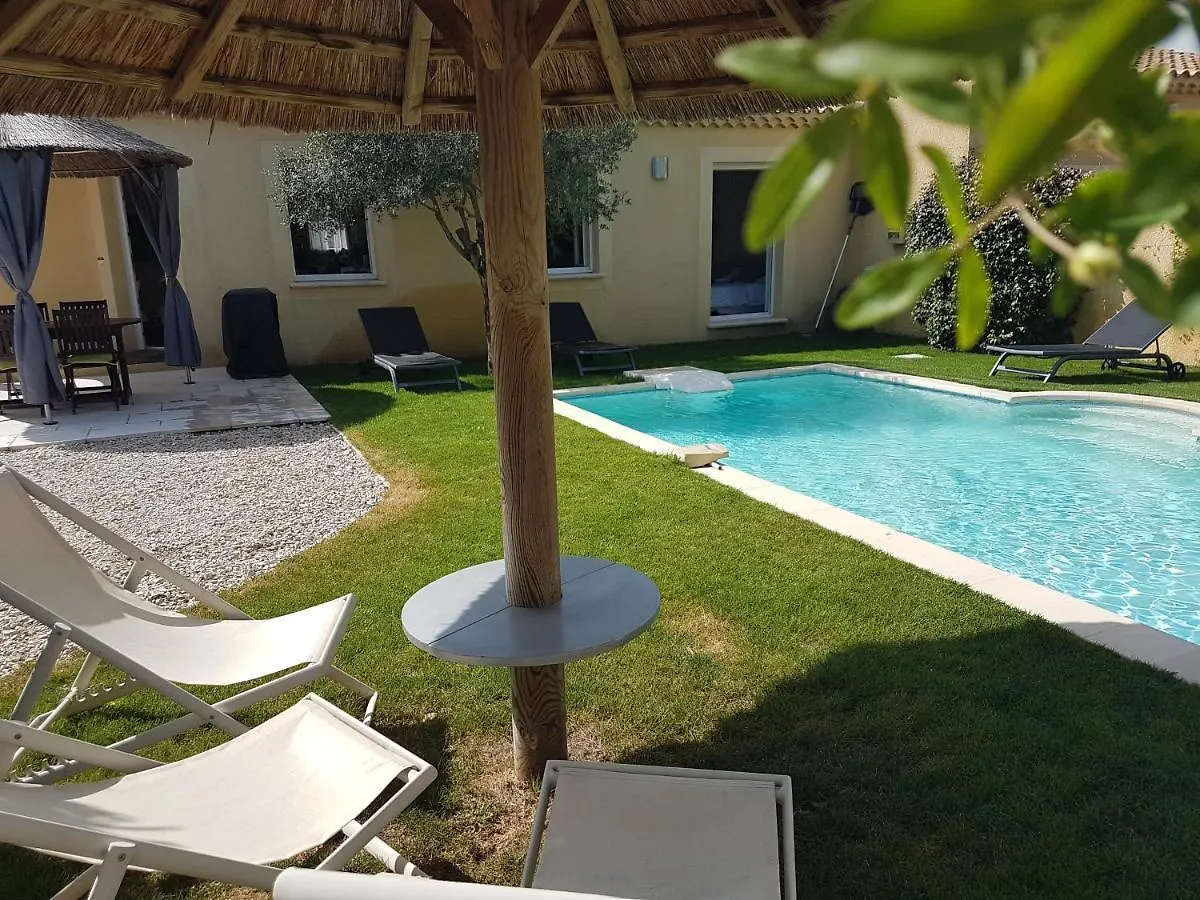 Dame Tartine Villa Pernes-les-Fontaines France
